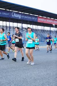 BIB: 50901, 0799
                            <button type="button" onclick="openModal(10492961)" class="btn btn-primary btn-sm float-right btn-popup" data-toggle="modal" data-target=".modal-high-quality">
                        <i class="fas fa-shopping-cart"></i> Add to Cart
                    </button>
                                            <button type="button" onclick="isThisMe(10492961, true)" class="btn btn-success btn-sm float-right btn-popup btn-isme hidden" data-toggle="tooltip" data-placement="bottom" title="นี่คือรูปของคุณใช่ไหม คลิกที่นี่เพื่อเอาเข้าอัลบั้ม">
                        <i class="fas fa-plus"></i> Add to album
                    </button>
                    <button type="button" onclick="isThisMe(10492961, false)" class="btn btn-warning btn-sm float-right btn-popup btn-isnotme hidden">
                        <i class="fas fa-ban"></i> Remove from album
                    </button>