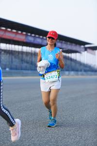 BIB: 52472
                            <button type="button" onclick="openModal(10463713)" class="btn btn-primary btn-sm float-right btn-popup" data-toggle="modal" data-target=".modal-high-quality">
                        <i class="fas fa-shopping-cart"></i> Add to Cart
                    </button>
                                            <button type="button" onclick="isThisMe(10463713, true)" class="btn btn-success btn-sm float-right btn-popup btn-isme hidden" data-toggle="tooltip" data-placement="bottom" title="นี่คือรูปของคุณใช่ไหม คลิกที่นี่เพื่อเอาเข้าอัลบั้ม">
                        <i class="fas fa-plus"></i> Add to album
                    </button>
                    <button type="button" onclick="isThisMe(10463713, false)" class="btn btn-warning btn-sm float-right btn-popup btn-isnotme hidden">
                        <i class="fas fa-ban"></i> Remove from album
                    </button>