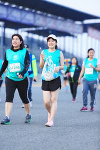 BIB: 51243
                            <button type="button" onclick="openModal(10498603)" class="btn btn-primary btn-sm float-right btn-popup" data-toggle="modal" data-target=".modal-high-quality">
                        <i class="fas fa-shopping-cart"></i> Add to Cart
                    </button>
                                            <button type="button" onclick="isThisMe(10498603, true)" class="btn btn-success btn-sm float-right btn-popup btn-isme hidden" data-toggle="tooltip" data-placement="bottom" title="นี่คือรูปของคุณใช่ไหม คลิกที่นี่เพื่อเอาเข้าอัลบั้ม">
                        <i class="fas fa-plus"></i> Add to album
                    </button>
                    <button type="button" onclick="isThisMe(10498603, false)" class="btn btn-warning btn-sm float-right btn-popup btn-isnotme hidden">
                        <i class="fas fa-ban"></i> Remove from album
                    </button>