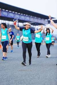 BIB: 83372, 0566
                            <button type="button" onclick="openModal(10490226)" class="btn btn-primary btn-sm float-right btn-popup" data-toggle="modal" data-target=".modal-high-quality">
                        <i class="fas fa-shopping-cart"></i> Add to Cart
                    </button>
                                            <button type="button" onclick="isThisMe(10490226, true)" class="btn btn-success btn-sm float-right btn-popup btn-isme hidden" data-toggle="tooltip" data-placement="bottom" title="นี่คือรูปของคุณใช่ไหม คลิกที่นี่เพื่อเอาเข้าอัลบั้ม">
                        <i class="fas fa-plus"></i> Add to album
                    </button>
                    <button type="button" onclick="isThisMe(10490226, false)" class="btn btn-warning btn-sm float-right btn-popup btn-isnotme hidden">
                        <i class="fas fa-ban"></i> Remove from album
                    </button>