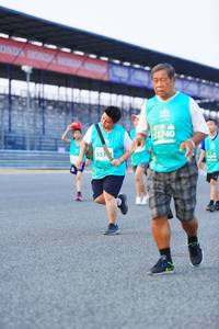 BIB: 151740, 533
                            <button type="button" onclick="openModal(10488951)" class="btn btn-primary btn-sm float-right btn-popup" data-toggle="modal" data-target=".modal-high-quality">
                        <i class="fas fa-shopping-cart"></i> Add to Cart
                    </button>
                                            <button type="button" onclick="isThisMe(10488951, true)" class="btn btn-success btn-sm float-right btn-popup btn-isme hidden" data-toggle="tooltip" data-placement="bottom" title="นี่คือรูปของคุณใช่ไหม คลิกที่นี่เพื่อเอาเข้าอัลบั้ม">
                        <i class="fas fa-plus"></i> Add to album
                    </button>
                    <button type="button" onclick="isThisMe(10488951, false)" class="btn btn-warning btn-sm float-right btn-popup btn-isnotme hidden">
                        <i class="fas fa-ban"></i> Remove from album
                    </button>