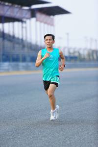 BIB: 1715
                            <button type="button" onclick="openModal(10447388)" class="btn btn-primary btn-sm float-right btn-popup" data-toggle="modal" data-target=".modal-high-quality">
                        <i class="fas fa-shopping-cart"></i> Add to Cart
                    </button>
                                            <button type="button" onclick="isThisMe(10447388, true)" class="btn btn-success btn-sm float-right btn-popup btn-isme hidden" data-toggle="tooltip" data-placement="bottom" title="นี่คือรูปของคุณใช่ไหม คลิกที่นี่เพื่อเอาเข้าอัลบั้ม">
                        <i class="fas fa-plus"></i> Add to album
                    </button>
                    <button type="button" onclick="isThisMe(10447388, false)" class="btn btn-warning btn-sm float-right btn-popup btn-isnotme hidden">
                        <i class="fas fa-ban"></i> Remove from album
                    </button>