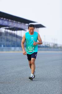 BIB: 3389
                            <button type="button" onclick="openModal(10451082)" class="btn btn-primary btn-sm float-right btn-popup" data-toggle="modal" data-target=".modal-high-quality">
                        <i class="fas fa-shopping-cart"></i> Add to Cart
                    </button>
                                            <button type="button" onclick="isThisMe(10451082, true)" class="btn btn-success btn-sm float-right btn-popup btn-isme hidden" data-toggle="tooltip" data-placement="bottom" title="นี่คือรูปของคุณใช่ไหม คลิกที่นี่เพื่อเอาเข้าอัลบั้ม">
                        <i class="fas fa-plus"></i> Add to album
                    </button>
                    <button type="button" onclick="isThisMe(10451082, false)" class="btn btn-warning btn-sm float-right btn-popup btn-isnotme hidden">
                        <i class="fas fa-ban"></i> Remove from album
                    </button>