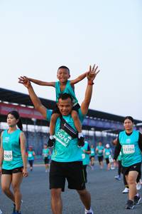 BIB: 50243, 3104, 2969
                            <button type="button" onclick="openModal(10490414)" class="btn btn-primary btn-sm float-right btn-popup" data-toggle="modal" data-target=".modal-high-quality">
                        <i class="fas fa-shopping-cart"></i> Add to Cart
                    </button>
                                            <button type="button" onclick="isThisMe(10490414, true)" class="btn btn-success btn-sm float-right btn-popup btn-isme hidden" data-toggle="tooltip" data-placement="bottom" title="นี่คือรูปของคุณใช่ไหม คลิกที่นี่เพื่อเอาเข้าอัลบั้ม">
                        <i class="fas fa-plus"></i> Add to album
                    </button>
                    <button type="button" onclick="isThisMe(10490414, false)" class="btn btn-warning btn-sm float-right btn-popup btn-isnotme hidden">
                        <i class="fas fa-ban"></i> Remove from album
                    </button>