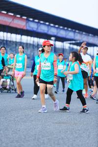 BIB: 52506, 267
                            <button type="button" onclick="openModal(10502216)" class="btn btn-primary btn-sm float-right btn-popup" data-toggle="modal" data-target=".modal-high-quality">
                        <i class="fas fa-shopping-cart"></i> Add to Cart
                    </button>
                                            <button type="button" onclick="isThisMe(10502216, true)" class="btn btn-success btn-sm float-right btn-popup btn-isme hidden" data-toggle="tooltip" data-placement="bottom" title="นี่คือรูปของคุณใช่ไหม คลิกที่นี่เพื่อเอาเข้าอัลบั้ม">
                        <i class="fas fa-plus"></i> Add to album
                    </button>
                    <button type="button" onclick="isThisMe(10502216, false)" class="btn btn-warning btn-sm float-right btn-popup btn-isnotme hidden">
                        <i class="fas fa-ban"></i> Remove from album
                    </button>