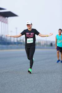 BIB: 50618
                            <button type="button" onclick="openModal(10448692)" class="btn btn-primary btn-sm float-right btn-popup" data-toggle="modal" data-target=".modal-high-quality">
                        <i class="fas fa-shopping-cart"></i> Add to Cart
                    </button>
                                            <button type="button" onclick="isThisMe(10448692, true)" class="btn btn-success btn-sm float-right btn-popup btn-isme hidden" data-toggle="tooltip" data-placement="bottom" title="นี่คือรูปของคุณใช่ไหม คลิกที่นี่เพื่อเอาเข้าอัลบั้ม">
                        <i class="fas fa-plus"></i> Add to album
                    </button>
                    <button type="button" onclick="isThisMe(10448692, false)" class="btn btn-warning btn-sm float-right btn-popup btn-isnotme hidden">
                        <i class="fas fa-ban"></i> Remove from album
                    </button>