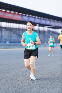 BIB: 52483
                            <button type="button" onclick="openModal(10473990)" class="btn btn-primary btn-sm float-right btn-popup" data-toggle="modal" data-target=".modal-high-quality">
                        <i class="fas fa-shopping-cart"></i> Add to Cart
                    </button>
                                            <button type="button" onclick="isThisMe(10473990, true)" class="btn btn-success btn-sm float-right btn-popup btn-isme hidden" data-toggle="tooltip" data-placement="bottom" title="นี่คือรูปของคุณใช่ไหม คลิกที่นี่เพื่อเอาเข้าอัลบั้ม">
                        <i class="fas fa-plus"></i> Add to album
                    </button>
                    <button type="button" onclick="isThisMe(10473990, false)" class="btn btn-warning btn-sm float-right btn-popup btn-isnotme hidden">
                        <i class="fas fa-ban"></i> Remove from album
                    </button>