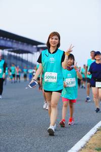 BIB: 50984, 52281
                            <button type="button" onclick="openModal(10491254)" class="btn btn-primary btn-sm float-right btn-popup" data-toggle="modal" data-target=".modal-high-quality">
                        <i class="fas fa-shopping-cart"></i> Add to Cart
                    </button>
                                            <button type="button" onclick="isThisMe(10491254, true)" class="btn btn-success btn-sm float-right btn-popup btn-isme hidden" data-toggle="tooltip" data-placement="bottom" title="นี่คือรูปของคุณใช่ไหม คลิกที่นี่เพื่อเอาเข้าอัลบั้ม">
                        <i class="fas fa-plus"></i> Add to album
                    </button>
                    <button type="button" onclick="isThisMe(10491254, false)" class="btn btn-warning btn-sm float-right btn-popup btn-isnotme hidden">
                        <i class="fas fa-ban"></i> Remove from album
                    </button>