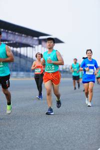 BIB: 51728, 5034, 006
                            <button type="button" onclick="openModal(10455708)" class="btn btn-primary btn-sm float-right btn-popup" data-toggle="modal" data-target=".modal-high-quality">
                        <i class="fas fa-shopping-cart"></i> Add to Cart
                    </button>
                                            <button type="button" onclick="isThisMe(10455708, true)" class="btn btn-success btn-sm float-right btn-popup btn-isme hidden" data-toggle="tooltip" data-placement="bottom" title="นี่คือรูปของคุณใช่ไหม คลิกที่นี่เพื่อเอาเข้าอัลบั้ม">
                        <i class="fas fa-plus"></i> Add to album
                    </button>
                    <button type="button" onclick="isThisMe(10455708, false)" class="btn btn-warning btn-sm float-right btn-popup btn-isnotme hidden">
                        <i class="fas fa-ban"></i> Remove from album
                    </button>