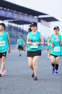 BIB: 0599, 50568, 51320
                            <button type="button" onclick="openModal(10488860)" class="btn btn-primary btn-sm float-right btn-popup" data-toggle="modal" data-target=".modal-high-quality">
                        <i class="fas fa-shopping-cart"></i> Add to Cart
                    </button>
                                            <button type="button" onclick="isThisMe(10488860, true)" class="btn btn-success btn-sm float-right btn-popup btn-isme hidden" data-toggle="tooltip" data-placement="bottom" title="นี่คือรูปของคุณใช่ไหม คลิกที่นี่เพื่อเอาเข้าอัลบั้ม">
                        <i class="fas fa-plus"></i> Add to album
                    </button>
                    <button type="button" onclick="isThisMe(10488860, false)" class="btn btn-warning btn-sm float-right btn-popup btn-isnotme hidden">
                        <i class="fas fa-ban"></i> Remove from album
                    </button>