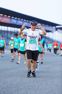 BIB: 52035
                            <button type="button" onclick="openModal(10495471)" class="btn btn-primary btn-sm float-right btn-popup" data-toggle="modal" data-target=".modal-high-quality">
                        <i class="fas fa-shopping-cart"></i> Add to Cart
                    </button>
                                            <button type="button" onclick="isThisMe(10495471, true)" class="btn btn-success btn-sm float-right btn-popup btn-isme hidden" data-toggle="tooltip" data-placement="bottom" title="นี่คือรูปของคุณใช่ไหม คลิกที่นี่เพื่อเอาเข้าอัลบั้ม">
                        <i class="fas fa-plus"></i> Add to album
                    </button>
                    <button type="button" onclick="isThisMe(10495471, false)" class="btn btn-warning btn-sm float-right btn-popup btn-isnotme hidden">
                        <i class="fas fa-ban"></i> Remove from album
                    </button>