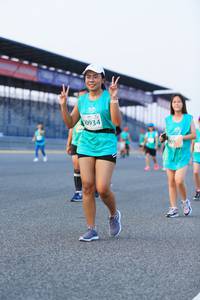 BIB: 0934
                            <button type="button" onclick="openModal(10485599)" class="btn btn-primary btn-sm float-right btn-popup" data-toggle="modal" data-target=".modal-high-quality">
                        <i class="fas fa-shopping-cart"></i> Add to Cart
                    </button>
                                            <button type="button" onclick="isThisMe(10485599, true)" class="btn btn-success btn-sm float-right btn-popup btn-isme hidden" data-toggle="tooltip" data-placement="bottom" title="นี่คือรูปของคุณใช่ไหม คลิกที่นี่เพื่อเอาเข้าอัลบั้ม">
                        <i class="fas fa-plus"></i> Add to album
                    </button>
                    <button type="button" onclick="isThisMe(10485599, false)" class="btn btn-warning btn-sm float-right btn-popup btn-isnotme hidden">
                        <i class="fas fa-ban"></i> Remove from album
                    </button>