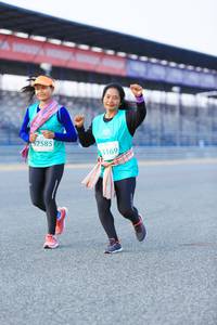 BIB: 52585, 3169
                            <button type="button" onclick="openModal(10450280)" class="btn btn-primary btn-sm float-right btn-popup" data-toggle="modal" data-target=".modal-high-quality">
                        <i class="fas fa-shopping-cart"></i> Add to Cart
                    </button>
                                            <button type="button" onclick="isThisMe(10450280, true)" class="btn btn-success btn-sm float-right btn-popup btn-isme hidden" data-toggle="tooltip" data-placement="bottom" title="นี่คือรูปของคุณใช่ไหม คลิกที่นี่เพื่อเอาเข้าอัลบั้ม">
                        <i class="fas fa-plus"></i> Add to album
                    </button>
                    <button type="button" onclick="isThisMe(10450280, false)" class="btn btn-warning btn-sm float-right btn-popup btn-isnotme hidden">
                        <i class="fas fa-ban"></i> Remove from album
                    </button>