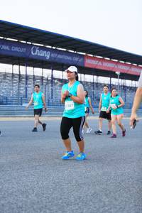 BIB: 1307
                            <button type="button" onclick="openModal(10490829)" class="btn btn-primary btn-sm float-right btn-popup" data-toggle="modal" data-target=".modal-high-quality">
                        <i class="fas fa-shopping-cart"></i> Add to Cart
                    </button>
                                            <button type="button" onclick="isThisMe(10490829, true)" class="btn btn-success btn-sm float-right btn-popup btn-isme hidden" data-toggle="tooltip" data-placement="bottom" title="นี่คือรูปของคุณใช่ไหม คลิกที่นี่เพื่อเอาเข้าอัลบั้ม">
                        <i class="fas fa-plus"></i> Add to album
                    </button>
                    <button type="button" onclick="isThisMe(10490829, false)" class="btn btn-warning btn-sm float-right btn-popup btn-isnotme hidden">
                        <i class="fas fa-ban"></i> Remove from album
                    </button>