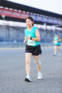 BIB: 52483
                            <button type="button" onclick="openModal(10473985)" class="btn btn-primary btn-sm float-right btn-popup" data-toggle="modal" data-target=".modal-high-quality">
                        <i class="fas fa-shopping-cart"></i> Add to Cart
                    </button>
                                            <button type="button" onclick="isThisMe(10473985, true)" class="btn btn-success btn-sm float-right btn-popup btn-isme hidden" data-toggle="tooltip" data-placement="bottom" title="นี่คือรูปของคุณใช่ไหม คลิกที่นี่เพื่อเอาเข้าอัลบั้ม">
                        <i class="fas fa-plus"></i> Add to album
                    </button>
                    <button type="button" onclick="isThisMe(10473985, false)" class="btn btn-warning btn-sm float-right btn-popup btn-isnotme hidden">
                        <i class="fas fa-ban"></i> Remove from album
                    </button>