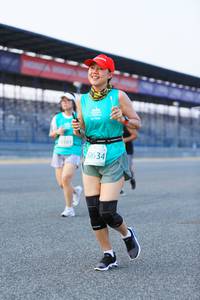 BIB: 0634
                            <button type="button" onclick="openModal(10456047)" class="btn btn-primary btn-sm float-right btn-popup" data-toggle="modal" data-target=".modal-high-quality">
                        <i class="fas fa-shopping-cart"></i> Add to Cart
                    </button>
                                            <button type="button" onclick="isThisMe(10456047, true)" class="btn btn-success btn-sm float-right btn-popup btn-isme hidden" data-toggle="tooltip" data-placement="bottom" title="นี่คือรูปของคุณใช่ไหม คลิกที่นี่เพื่อเอาเข้าอัลบั้ม">
                        <i class="fas fa-plus"></i> Add to album
                    </button>
                    <button type="button" onclick="isThisMe(10456047, false)" class="btn btn-warning btn-sm float-right btn-popup btn-isnotme hidden">
                        <i class="fas fa-ban"></i> Remove from album
                    </button>