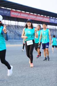 BIB: 51617, 52409, 
                            <button type="button" onclick="openModal(10486291)" class="btn btn-primary btn-sm float-right btn-popup" data-toggle="modal" data-target=".modal-high-quality">
                        <i class="fas fa-shopping-cart"></i> Add to Cart
                    </button>
                                            <button type="button" onclick="isThisMe(10486291, true)" class="btn btn-success btn-sm float-right btn-popup btn-isme hidden" data-toggle="tooltip" data-placement="bottom" title="นี่คือรูปของคุณใช่ไหม คลิกที่นี่เพื่อเอาเข้าอัลบั้ม">
                        <i class="fas fa-plus"></i> Add to album
                    </button>
                    <button type="button" onclick="isThisMe(10486291, false)" class="btn btn-warning btn-sm float-right btn-popup btn-isnotme hidden">
                        <i class="fas fa-ban"></i> Remove from album
                    </button>