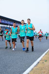 BIB: 1696, 52002, 51813, 1513
                            <button type="button" onclick="openModal(10493509)" class="btn btn-primary btn-sm float-right btn-popup" data-toggle="modal" data-target=".modal-high-quality">
                        <i class="fas fa-shopping-cart"></i> Add to Cart
                    </button>
                                            <button type="button" onclick="isThisMe(10493509, true)" class="btn btn-success btn-sm float-right btn-popup btn-isme hidden" data-toggle="tooltip" data-placement="bottom" title="นี่คือรูปของคุณใช่ไหม คลิกที่นี่เพื่อเอาเข้าอัลบั้ม">
                        <i class="fas fa-plus"></i> Add to album
                    </button>
                    <button type="button" onclick="isThisMe(10493509, false)" class="btn btn-warning btn-sm float-right btn-popup btn-isnotme hidden">
                        <i class="fas fa-ban"></i> Remove from album
                    </button>