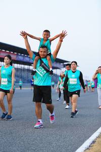 BIB: 50243, 53104, 52969
                            <button type="button" onclick="openModal(10490410)" class="btn btn-primary btn-sm float-right btn-popup" data-toggle="modal" data-target=".modal-high-quality">
                        <i class="fas fa-shopping-cart"></i> Add to Cart
                    </button>
                                            <button type="button" onclick="isThisMe(10490410, true)" class="btn btn-success btn-sm float-right btn-popup btn-isme hidden" data-toggle="tooltip" data-placement="bottom" title="นี่คือรูปของคุณใช่ไหม คลิกที่นี่เพื่อเอาเข้าอัลบั้ม">
                        <i class="fas fa-plus"></i> Add to album
                    </button>
                    <button type="button" onclick="isThisMe(10490410, false)" class="btn btn-warning btn-sm float-right btn-popup btn-isnotme hidden">
                        <i class="fas fa-ban"></i> Remove from album
                    </button>