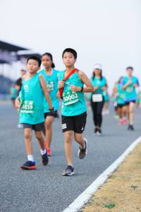 BIB: 50002, 1659
                            <button type="button" onclick="openModal(10464965)" class="btn btn-primary btn-sm float-right btn-popup" data-toggle="modal" data-target=".modal-high-quality">
                        <i class="fas fa-shopping-cart"></i> Add to Cart
                    </button>
                                            <button type="button" onclick="isThisMe(10464965, true)" class="btn btn-success btn-sm float-right btn-popup btn-isme hidden" data-toggle="tooltip" data-placement="bottom" title="นี่คือรูปของคุณใช่ไหม คลิกที่นี่เพื่อเอาเข้าอัลบั้ม">
                        <i class="fas fa-plus"></i> Add to album
                    </button>
                    <button type="button" onclick="isThisMe(10464965, false)" class="btn btn-warning btn-sm float-right btn-popup btn-isnotme hidden">
                        <i class="fas fa-ban"></i> Remove from album
                    </button>