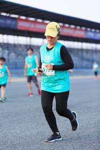 BIB: 517
                            <button type="button" onclick="openModal(10486528)" class="btn btn-primary btn-sm float-right btn-popup" data-toggle="modal" data-target=".modal-high-quality">
                        <i class="fas fa-shopping-cart"></i> Add to Cart
                    </button>
                                            <button type="button" onclick="isThisMe(10486528, true)" class="btn btn-success btn-sm float-right btn-popup btn-isme hidden" data-toggle="tooltip" data-placement="bottom" title="นี่คือรูปของคุณใช่ไหม คลิกที่นี่เพื่อเอาเข้าอัลบั้ม">
                        <i class="fas fa-plus"></i> Add to album
                    </button>
                    <button type="button" onclick="isThisMe(10486528, false)" class="btn btn-warning btn-sm float-right btn-popup btn-isnotme hidden">
                        <i class="fas fa-ban"></i> Remove from album
                    </button>