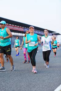 BIB: 52952, 52989
                            <button type="button" onclick="openModal(10477074)" class="btn btn-primary btn-sm float-right btn-popup" data-toggle="modal" data-target=".modal-high-quality">
                        <i class="fas fa-shopping-cart"></i> Add to Cart
                    </button>
                                            <button type="button" onclick="isThisMe(10477074, true)" class="btn btn-success btn-sm float-right btn-popup btn-isme hidden" data-toggle="tooltip" data-placement="bottom" title="นี่คือรูปของคุณใช่ไหม คลิกที่นี่เพื่อเอาเข้าอัลบั้ม">
                        <i class="fas fa-plus"></i> Add to album
                    </button>
                    <button type="button" onclick="isThisMe(10477074, false)" class="btn btn-warning btn-sm float-right btn-popup btn-isnotme hidden">
                        <i class="fas fa-ban"></i> Remove from album
                    </button>