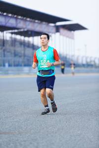 BIB: 5013
                            <button type="button" onclick="openModal(10452596)" class="btn btn-primary btn-sm float-right btn-popup" data-toggle="modal" data-target=".modal-high-quality">
                        <i class="fas fa-shopping-cart"></i> Add to Cart
                    </button>
                                            <button type="button" onclick="isThisMe(10452596, true)" class="btn btn-success btn-sm float-right btn-popup btn-isme hidden" data-toggle="tooltip" data-placement="bottom" title="นี่คือรูปของคุณใช่ไหม คลิกที่นี่เพื่อเอาเข้าอัลบั้ม">
                        <i class="fas fa-plus"></i> Add to album
                    </button>
                    <button type="button" onclick="isThisMe(10452596, false)" class="btn btn-warning btn-sm float-right btn-popup btn-isnotme hidden">
                        <i class="fas fa-ban"></i> Remove from album
                    </button>