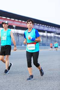 BIB: 52003, 50900
                            <button type="button" onclick="openModal(10475729)" class="btn btn-primary btn-sm float-right btn-popup" data-toggle="modal" data-target=".modal-high-quality">
                        <i class="fas fa-shopping-cart"></i> Add to Cart
                    </button>
                                            <button type="button" onclick="isThisMe(10475729, true)" class="btn btn-success btn-sm float-right btn-popup btn-isme hidden" data-toggle="tooltip" data-placement="bottom" title="นี่คือรูปของคุณใช่ไหม คลิกที่นี่เพื่อเอาเข้าอัลบั้ม">
                        <i class="fas fa-plus"></i> Add to album
                    </button>
                    <button type="button" onclick="isThisMe(10475729, false)" class="btn btn-warning btn-sm float-right btn-popup btn-isnotme hidden">
                        <i class="fas fa-ban"></i> Remove from album
                    </button>