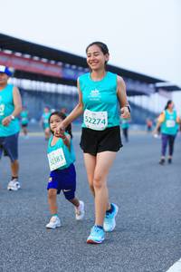 BIB: 52274, 52383
                            <button type="button" onclick="openModal(10504304)" class="btn btn-primary btn-sm float-right btn-popup" data-toggle="modal" data-target=".modal-high-quality">
                        <i class="fas fa-shopping-cart"></i> Add to Cart
                    </button>
                                            <button type="button" onclick="isThisMe(10504304, true)" class="btn btn-success btn-sm float-right btn-popup btn-isme hidden" data-toggle="tooltip" data-placement="bottom" title="นี่คือรูปของคุณใช่ไหม คลิกที่นี่เพื่อเอาเข้าอัลบั้ม">
                        <i class="fas fa-plus"></i> Add to album
                    </button>
                    <button type="button" onclick="isThisMe(10504304, false)" class="btn btn-warning btn-sm float-right btn-popup btn-isnotme hidden">
                        <i class="fas fa-ban"></i> Remove from album
                    </button>