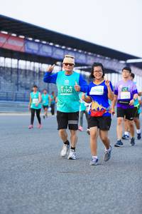 BIB: 51902, 50968
                            <button type="button" onclick="openModal(10489555)" class="btn btn-primary btn-sm float-right btn-popup" data-toggle="modal" data-target=".modal-high-quality">
                        <i class="fas fa-shopping-cart"></i> Add to Cart
                    </button>
                                            <button type="button" onclick="isThisMe(10489555, true)" class="btn btn-success btn-sm float-right btn-popup btn-isme hidden" data-toggle="tooltip" data-placement="bottom" title="นี่คือรูปของคุณใช่ไหม คลิกที่นี่เพื่อเอาเข้าอัลบั้ม">
                        <i class="fas fa-plus"></i> Add to album
                    </button>
                    <button type="button" onclick="isThisMe(10489555, false)" class="btn btn-warning btn-sm float-right btn-popup btn-isnotme hidden">
                        <i class="fas fa-ban"></i> Remove from album
                    </button>