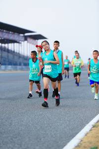 BIB: 50055, 2594, 51565
                            <button type="button" onclick="openModal(10452680)" class="btn btn-primary btn-sm float-right btn-popup" data-toggle="modal" data-target=".modal-high-quality">
                        <i class="fas fa-shopping-cart"></i> Add to Cart
                    </button>
                                            <button type="button" onclick="isThisMe(10452680, true)" class="btn btn-success btn-sm float-right btn-popup btn-isme hidden" data-toggle="tooltip" data-placement="bottom" title="นี่คือรูปของคุณใช่ไหม คลิกที่นี่เพื่อเอาเข้าอัลบั้ม">
                        <i class="fas fa-plus"></i> Add to album
                    </button>
                    <button type="button" onclick="isThisMe(10452680, false)" class="btn btn-warning btn-sm float-right btn-popup btn-isnotme hidden">
                        <i class="fas fa-ban"></i> Remove from album
                    </button>