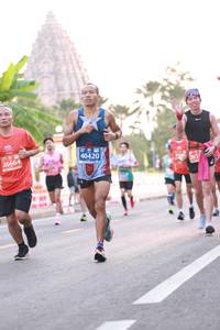 BIB: 40420, 26664, 2037
                            <button type="button" onclick="openModal(11735623)" class="btn btn-primary btn-sm float-right btn-popup" data-toggle="modal" data-target=".modal-high-quality">
                        <i class="fas fa-shopping-cart"></i> Add to Cart
                    </button>
                                            <button type="button" onclick="isThisMe(11735623, true)" class="btn btn-success btn-sm float-right btn-popup btn-isme hidden" data-toggle="tooltip" data-placement="bottom" title="นี่คือรูปของคุณใช่ไหม คลิกที่นี่เพื่อเอาเข้าอัลบั้ม">
                        <i class="fas fa-plus"></i> Add to album
                    </button>
                    <button type="button" onclick="isThisMe(11735623, false)" class="btn btn-warning btn-sm float-right btn-popup btn-isnotme hidden">
                        <i class="fas fa-ban"></i> Remove from album
                    </button>