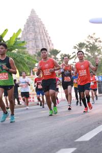 BIB: 2234, 25781, 82158, 27171
                            <button type="button" onclick="openModal(11724116)" class="btn btn-primary btn-sm float-right btn-popup" data-toggle="modal" data-target=".modal-high-quality">
                        <i class="fas fa-shopping-cart"></i> Add to Cart
                    </button>
                                            <button type="button" onclick="isThisMe(11724116, true)" class="btn btn-success btn-sm float-right btn-popup btn-isme hidden" data-toggle="tooltip" data-placement="bottom" title="นี่คือรูปของคุณใช่ไหม คลิกที่นี่เพื่อเอาเข้าอัลบั้ม">
                        <i class="fas fa-plus"></i> Add to album
                    </button>
                    <button type="button" onclick="isThisMe(11724116, false)" class="btn btn-warning btn-sm float-right btn-popup btn-isnotme hidden">
                        <i class="fas fa-ban"></i> Remove from album
                    </button>