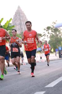 BIB: 82158, 27171
                            <button type="button" onclick="openModal(11724287)" class="btn btn-primary btn-sm float-right btn-popup" data-toggle="modal" data-target=".modal-high-quality">
                        <i class="fas fa-shopping-cart"></i> Add to Cart
                    </button>
                                            <button type="button" onclick="isThisMe(11724287, true)" class="btn btn-success btn-sm float-right btn-popup btn-isme hidden" data-toggle="tooltip" data-placement="bottom" title="นี่คือรูปของคุณใช่ไหม คลิกที่นี่เพื่อเอาเข้าอัลบั้ม">
                        <i class="fas fa-plus"></i> Add to album
                    </button>
                    <button type="button" onclick="isThisMe(11724287, false)" class="btn btn-warning btn-sm float-right btn-popup btn-isnotme hidden">
                        <i class="fas fa-ban"></i> Remove from album
                    </button>