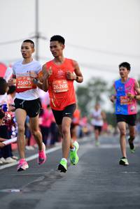 BIB: 25605, 26268, 2067
                            <button type="button" onclick="openModal(11980421)" class="btn btn-primary btn-sm float-right btn-popup" data-toggle="modal" data-target=".modal-high-quality">
                        <i class="fas fa-shopping-cart"></i> Add to Cart
                    </button>
                                            <button type="button" onclick="isThisMe(11980421, true)" class="btn btn-success btn-sm float-right btn-popup btn-isme hidden" data-toggle="tooltip" data-placement="bottom" title="นี่คือรูปของคุณใช่ไหม คลิกที่นี่เพื่อเอาเข้าอัลบั้ม">
                        <i class="fas fa-plus"></i> Add to album
                    </button>
                    <button type="button" onclick="isThisMe(11980421, false)" class="btn btn-warning btn-sm float-right btn-popup btn-isnotme hidden">
                        <i class="fas fa-ban"></i> Remove from album
                    </button>
