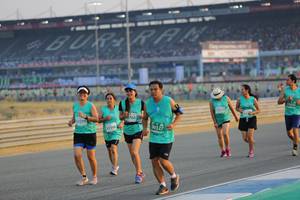 BIB: 1636, 760, 1279, 50327
                            <button type="button" onclick="openModal(10479939)" class="btn btn-primary btn-sm float-right btn-popup" data-toggle="modal" data-target=".modal-high-quality">
                        <i class="fas fa-shopping-cart"></i> Add to Cart
                    </button>
                                            <button type="button" onclick="isThisMe(10479939, true)" class="btn btn-success btn-sm float-right btn-popup btn-isme hidden" data-toggle="tooltip" data-placement="bottom" title="นี่คือรูปของคุณใช่ไหม คลิกที่นี่เพื่อเอาเข้าอัลบั้ม">
                        <i class="fas fa-plus"></i> Add to album
                    </button>
                    <button type="button" onclick="isThisMe(10479939, false)" class="btn btn-warning btn-sm float-right btn-popup btn-isnotme hidden">
                        <i class="fas fa-ban"></i> Remove from album
                    </button>