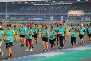 BIB: 1110, 0717, 114, 53280
                            <button type="button" onclick="openModal(10482518)" class="btn btn-primary btn-sm float-right btn-popup" data-toggle="modal" data-target=".modal-high-quality">
                        <i class="fas fa-shopping-cart"></i> Add to Cart
                    </button>
                                            <button type="button" onclick="isThisMe(10482518, true)" class="btn btn-success btn-sm float-right btn-popup btn-isme hidden" data-toggle="tooltip" data-placement="bottom" title="นี่คือรูปของคุณใช่ไหม คลิกที่นี่เพื่อเอาเข้าอัลบั้ม">
                        <i class="fas fa-plus"></i> Add to album
                    </button>
                    <button type="button" onclick="isThisMe(10482518, false)" class="btn btn-warning btn-sm float-right btn-popup btn-isnotme hidden">
                        <i class="fas fa-ban"></i> Remove from album
                    </button>