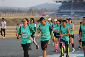 BIB: 5182, 50213, 0924
                            <button type="button" onclick="openModal(10482396)" class="btn btn-primary btn-sm float-right btn-popup" data-toggle="modal" data-target=".modal-high-quality">
                        <i class="fas fa-shopping-cart"></i> Add to Cart
                    </button>
                                            <button type="button" onclick="isThisMe(10482396, true)" class="btn btn-success btn-sm float-right btn-popup btn-isme hidden" data-toggle="tooltip" data-placement="bottom" title="นี่คือรูปของคุณใช่ไหม คลิกที่นี่เพื่อเอาเข้าอัลบั้ม">
                        <i class="fas fa-plus"></i> Add to album
                    </button>
                    <button type="button" onclick="isThisMe(10482396, false)" class="btn btn-warning btn-sm float-right btn-popup btn-isnotme hidden">
                        <i class="fas fa-ban"></i> Remove from album
                    </button>