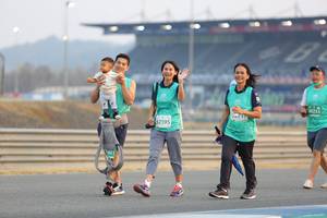 BIB: 50255, 52395, 1601
                            <button type="button" onclick="openModal(10486042)" class="btn btn-primary btn-sm float-right btn-popup" data-toggle="modal" data-target=".modal-high-quality">
                        <i class="fas fa-shopping-cart"></i> Add to Cart
                    </button>
                                            <button type="button" onclick="isThisMe(10486042, true)" class="btn btn-success btn-sm float-right btn-popup btn-isme hidden" data-toggle="tooltip" data-placement="bottom" title="นี่คือรูปของคุณใช่ไหม คลิกที่นี่เพื่อเอาเข้าอัลบั้ม">
                        <i class="fas fa-plus"></i> Add to album
                    </button>
                    <button type="button" onclick="isThisMe(10486042, false)" class="btn btn-warning btn-sm float-right btn-popup btn-isnotme hidden">
                        <i class="fas fa-ban"></i> Remove from album
                    </button>