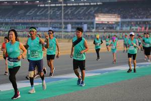 BIB: 31680, 51580, 51880
                            <button type="button" onclick="openModal(10481310)" class="btn btn-primary btn-sm float-right btn-popup" data-toggle="modal" data-target=".modal-high-quality">
                        <i class="fas fa-shopping-cart"></i> Add to Cart
                    </button>
                                            <button type="button" onclick="isThisMe(10481310, true)" class="btn btn-success btn-sm float-right btn-popup btn-isme hidden" data-toggle="tooltip" data-placement="bottom" title="นี่คือรูปของคุณใช่ไหม คลิกที่นี่เพื่อเอาเข้าอัลบั้ม">
                        <i class="fas fa-plus"></i> Add to album
                    </button>
                    <button type="button" onclick="isThisMe(10481310, false)" class="btn btn-warning btn-sm float-right btn-popup btn-isnotme hidden">
                        <i class="fas fa-ban"></i> Remove from album
                    </button>