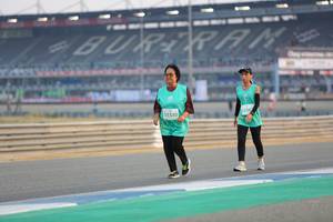 BIB: 3256, 53330
                            <button type="button" onclick="openModal(10486357)" class="btn btn-primary btn-sm float-right btn-popup" data-toggle="modal" data-target=".modal-high-quality">
                        <i class="fas fa-shopping-cart"></i> Add to Cart
                    </button>
                                            <button type="button" onclick="isThisMe(10486357, true)" class="btn btn-success btn-sm float-right btn-popup btn-isme hidden" data-toggle="tooltip" data-placement="bottom" title="นี่คือรูปของคุณใช่ไหม คลิกที่นี่เพื่อเอาเข้าอัลบั้ม">
                        <i class="fas fa-plus"></i> Add to album
                    </button>
                    <button type="button" onclick="isThisMe(10486357, false)" class="btn btn-warning btn-sm float-right btn-popup btn-isnotme hidden">
                        <i class="fas fa-ban"></i> Remove from album
                    </button>