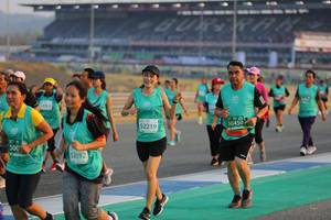 BIB: 50450, 52219, 5269
                            <button type="button" onclick="openModal(10482744)" class="btn btn-primary btn-sm float-right btn-popup" data-toggle="modal" data-target=".modal-high-quality">
                        <i class="fas fa-shopping-cart"></i> Add to Cart
                    </button>
                                            <button type="button" onclick="isThisMe(10482744, true)" class="btn btn-success btn-sm float-right btn-popup btn-isme hidden" data-toggle="tooltip" data-placement="bottom" title="นี่คือรูปของคุณใช่ไหม คลิกที่นี่เพื่อเอาเข้าอัลบั้ม">
                        <i class="fas fa-plus"></i> Add to album
                    </button>
                    <button type="button" onclick="isThisMe(10482744, false)" class="btn btn-warning btn-sm float-right btn-popup btn-isnotme hidden">
                        <i class="fas fa-ban"></i> Remove from album
                    </button>