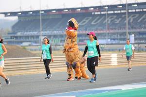 BIB: 0238
                            <button type="button" onclick="openModal(10485338)" class="btn btn-primary btn-sm float-right btn-popup" data-toggle="modal" data-target=".modal-high-quality">
                        <i class="fas fa-shopping-cart"></i> Add to Cart
                    </button>
                                            <button type="button" onclick="isThisMe(10485338, true)" class="btn btn-success btn-sm float-right btn-popup btn-isme hidden" data-toggle="tooltip" data-placement="bottom" title="นี่คือรูปของคุณใช่ไหม คลิกที่นี่เพื่อเอาเข้าอัลบั้ม">
                        <i class="fas fa-plus"></i> Add to album
                    </button>
                    <button type="button" onclick="isThisMe(10485338, false)" class="btn btn-warning btn-sm float-right btn-popup btn-isnotme hidden">
                        <i class="fas fa-ban"></i> Remove from album
                    </button>