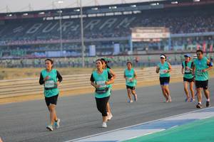 BIB: 3300, 52780
                            <button type="button" onclick="openModal(10479929)" class="btn btn-primary btn-sm float-right btn-popup" data-toggle="modal" data-target=".modal-high-quality">
                        <i class="fas fa-shopping-cart"></i> Add to Cart
                    </button>
                                            <button type="button" onclick="isThisMe(10479929, true)" class="btn btn-success btn-sm float-right btn-popup btn-isme hidden" data-toggle="tooltip" data-placement="bottom" title="นี่คือรูปของคุณใช่ไหม คลิกที่นี่เพื่อเอาเข้าอัลบั้ม">
                        <i class="fas fa-plus"></i> Add to album
                    </button>
                    <button type="button" onclick="isThisMe(10479929, false)" class="btn btn-warning btn-sm float-right btn-popup btn-isnotme hidden">
                        <i class="fas fa-ban"></i> Remove from album
                    </button>