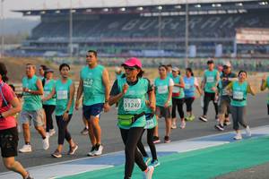 BIB: 50479, 1143, 51247, 1249
                            <button type="button" onclick="openModal(10482642)" class="btn btn-primary btn-sm float-right btn-popup" data-toggle="modal" data-target=".modal-high-quality">
                        <i class="fas fa-shopping-cart"></i> Add to Cart
                    </button>
                                            <button type="button" onclick="isThisMe(10482642, true)" class="btn btn-success btn-sm float-right btn-popup btn-isme hidden" data-toggle="tooltip" data-placement="bottom" title="นี่คือรูปของคุณใช่ไหม คลิกที่นี่เพื่อเอาเข้าอัลบั้ม">
                        <i class="fas fa-plus"></i> Add to album
                    </button>
                    <button type="button" onclick="isThisMe(10482642, false)" class="btn btn-warning btn-sm float-right btn-popup btn-isnotme hidden">
                        <i class="fas fa-ban"></i> Remove from album
                    </button>