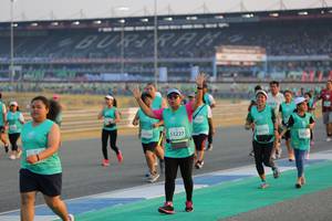 BIB: 53227, 107761, 5053
                            <button type="button" onclick="openModal(10482672)" class="btn btn-primary btn-sm float-right btn-popup" data-toggle="modal" data-target=".modal-high-quality">
                        <i class="fas fa-shopping-cart"></i> Add to Cart
                    </button>
                                            <button type="button" onclick="isThisMe(10482672, true)" class="btn btn-success btn-sm float-right btn-popup btn-isme hidden" data-toggle="tooltip" data-placement="bottom" title="นี่คือรูปของคุณใช่ไหม คลิกที่นี่เพื่อเอาเข้าอัลบั้ม">
                        <i class="fas fa-plus"></i> Add to album
                    </button>
                    <button type="button" onclick="isThisMe(10482672, false)" class="btn btn-warning btn-sm float-right btn-popup btn-isnotme hidden">
                        <i class="fas fa-ban"></i> Remove from album
                    </button>