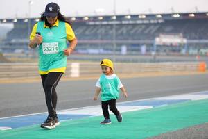 BIB: 53214
                            <button type="button" onclick="openModal(10486503)" class="btn btn-primary btn-sm float-right btn-popup" data-toggle="modal" data-target=".modal-high-quality">
                        <i class="fas fa-shopping-cart"></i> Add to Cart
                    </button>
                                            <button type="button" onclick="isThisMe(10486503, true)" class="btn btn-success btn-sm float-right btn-popup btn-isme hidden" data-toggle="tooltip" data-placement="bottom" title="นี่คือรูปของคุณใช่ไหม คลิกที่นี่เพื่อเอาเข้าอัลบั้ม">
                        <i class="fas fa-plus"></i> Add to album
                    </button>
                    <button type="button" onclick="isThisMe(10486503, false)" class="btn btn-warning btn-sm float-right btn-popup btn-isnotme hidden">
                        <i class="fas fa-ban"></i> Remove from album
                    </button>