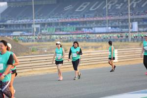 BIB: 1243
                            <button type="button" onclick="openModal(10483110)" class="btn btn-primary btn-sm float-right btn-popup" data-toggle="modal" data-target=".modal-high-quality">
                        <i class="fas fa-shopping-cart"></i> Add to Cart
                    </button>
                                            <button type="button" onclick="isThisMe(10483110, true)" class="btn btn-success btn-sm float-right btn-popup btn-isme hidden" data-toggle="tooltip" data-placement="bottom" title="นี่คือรูปของคุณใช่ไหม คลิกที่นี่เพื่อเอาเข้าอัลบั้ม">
                        <i class="fas fa-plus"></i> Add to album
                    </button>
                    <button type="button" onclick="isThisMe(10483110, false)" class="btn btn-warning btn-sm float-right btn-popup btn-isnotme hidden">
                        <i class="fas fa-ban"></i> Remove from album
                    </button>