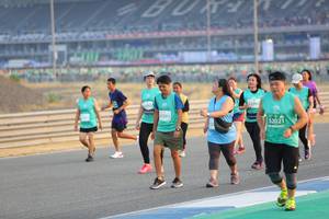 BIB: 52992, 41091, 2503, 52021
                            <button type="button" onclick="openModal(10483112)" class="btn btn-primary btn-sm float-right btn-popup" data-toggle="modal" data-target=".modal-high-quality">
                        <i class="fas fa-shopping-cart"></i> Add to Cart
                    </button>
                                            <button type="button" onclick="isThisMe(10483112, true)" class="btn btn-success btn-sm float-right btn-popup btn-isme hidden" data-toggle="tooltip" data-placement="bottom" title="นี่คือรูปของคุณใช่ไหม คลิกที่นี่เพื่อเอาเข้าอัลบั้ม">
                        <i class="fas fa-plus"></i> Add to album
                    </button>
                    <button type="button" onclick="isThisMe(10483112, false)" class="btn btn-warning btn-sm float-right btn-popup btn-isnotme hidden">
                        <i class="fas fa-ban"></i> Remove from album
                    </button>