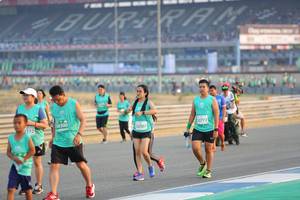 BIB: 52772, 50300, 52307, 112
                            <button type="button" onclick="openModal(10483166)" class="btn btn-primary btn-sm float-right btn-popup" data-toggle="modal" data-target=".modal-high-quality">
                        <i class="fas fa-shopping-cart"></i> Add to Cart
                    </button>
                                            <button type="button" onclick="isThisMe(10483166, true)" class="btn btn-success btn-sm float-right btn-popup btn-isme hidden" data-toggle="tooltip" data-placement="bottom" title="นี่คือรูปของคุณใช่ไหม คลิกที่นี่เพื่อเอาเข้าอัลบั้ม">
                        <i class="fas fa-plus"></i> Add to album
                    </button>
                    <button type="button" onclick="isThisMe(10483166, false)" class="btn btn-warning btn-sm float-right btn-popup btn-isnotme hidden">
                        <i class="fas fa-ban"></i> Remove from album
                    </button>